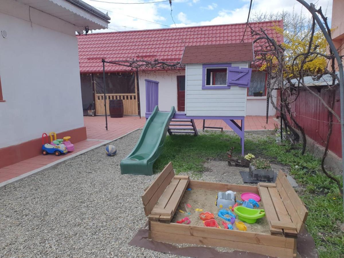 Casa Jeni Βίλα Humulesti Εξωτερικό φωτογραφία